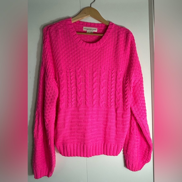 Saltwater Luxe “Ronnie Sweater” Hot Pink!! - Picture 4 of 6